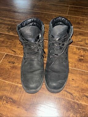 Timberland Women’s Black Nubuck Lace-Up Boots